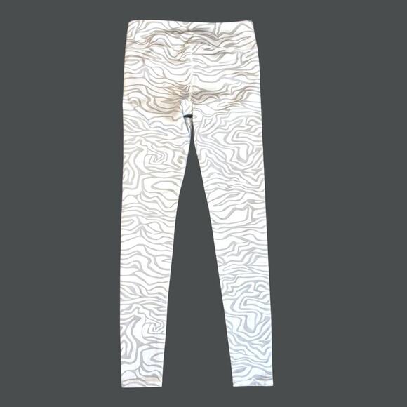 Alo Goddess high waisted airbrush white zebra medium - Picture 5 of 7